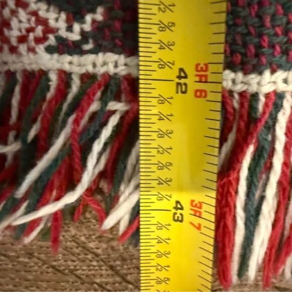 Vintage 1991 MWW Santa Claus Christmas Throw Blanket - Picture 6 of 7